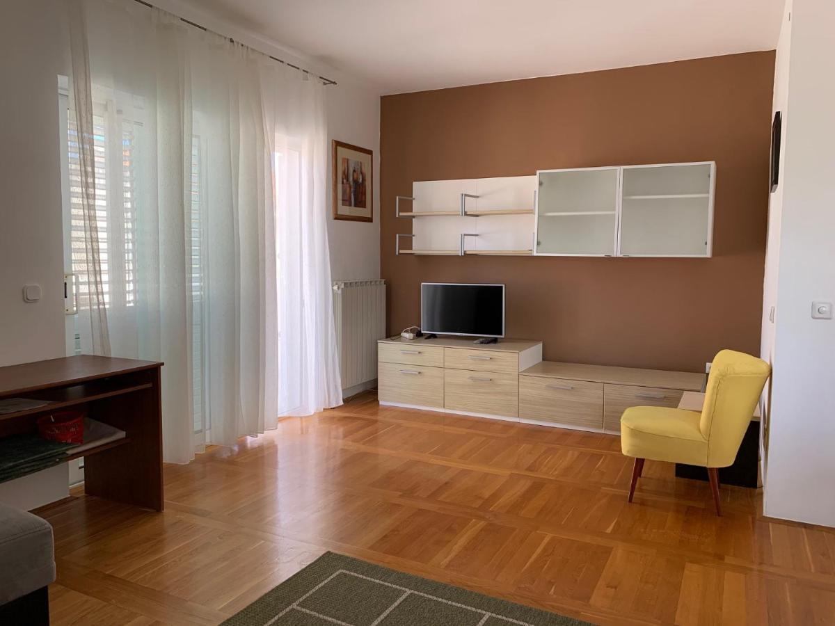 Apartment Skorin Primosten Exterior photo
